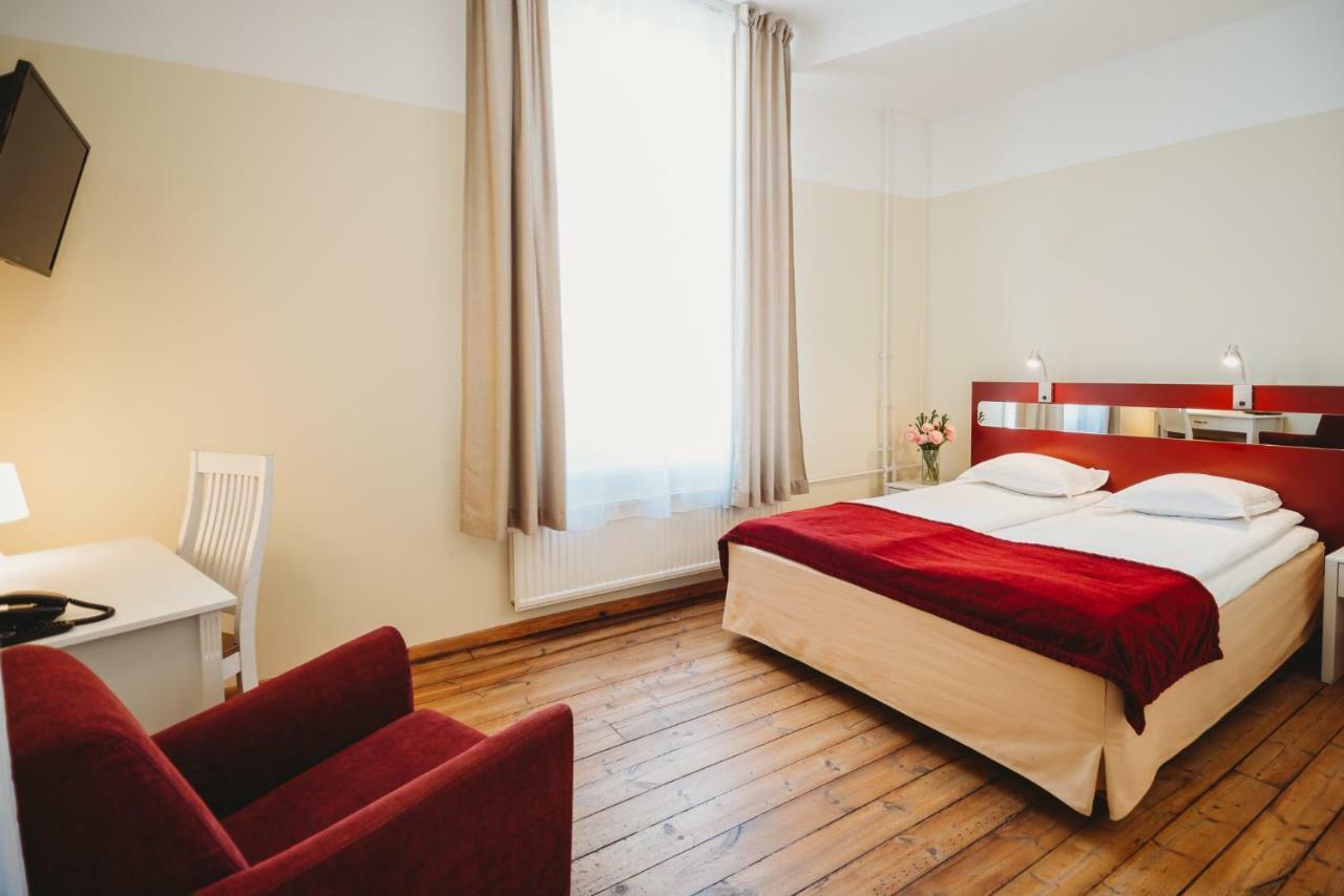 Economy Hotel Tallinn Kültér fotó